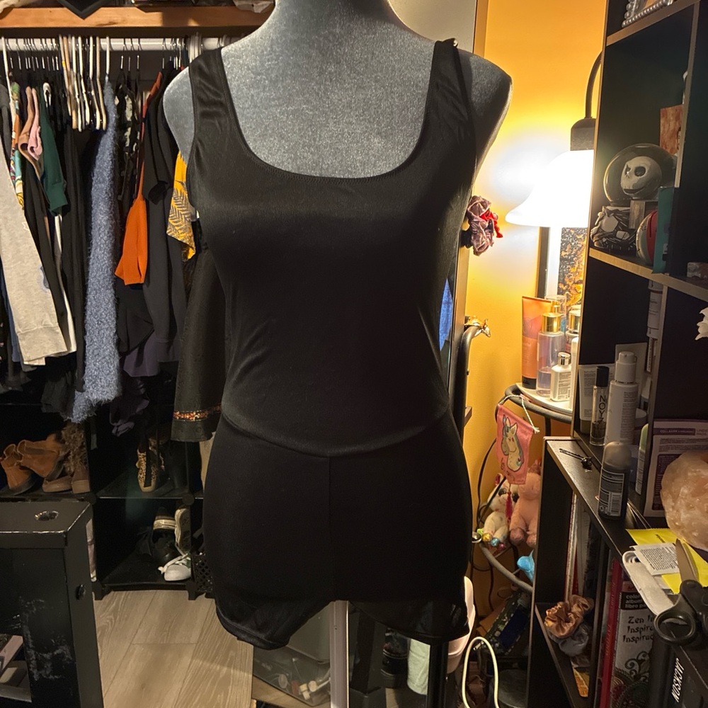 Black Women's Scoop Neck Bodysuit